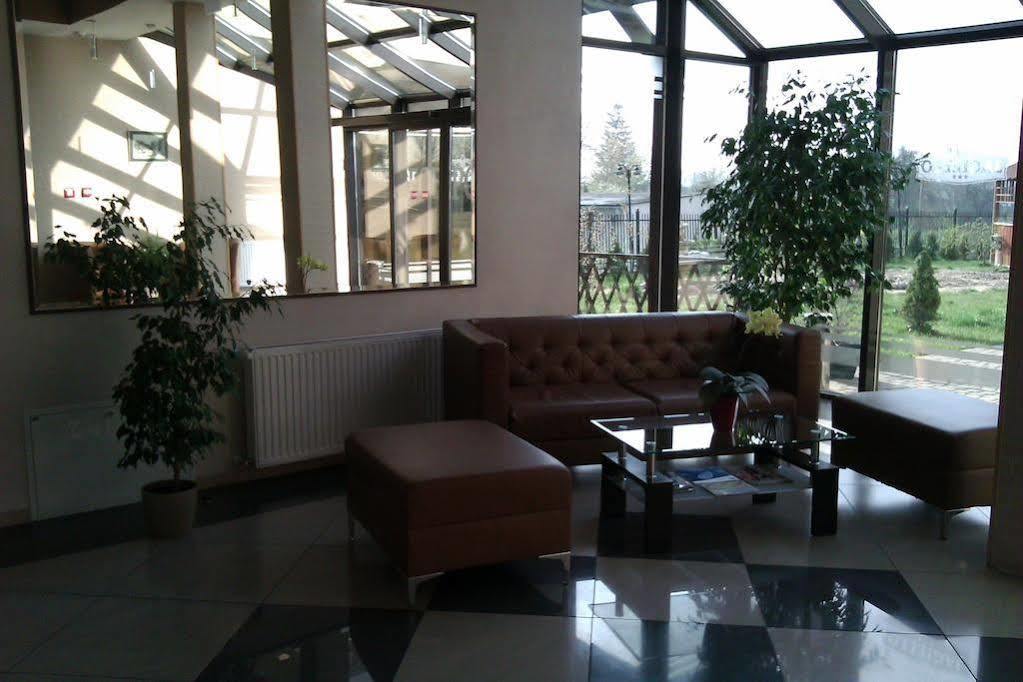 Hotel Platinum Hrubieszow Exterior photo